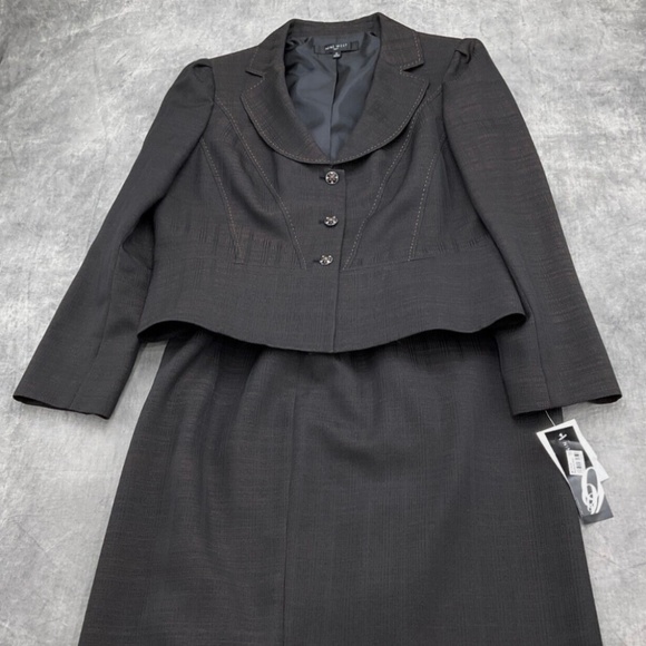 Nine West Classic Skirt Suit, Black Rust Woven Peplum with Stitching, Size 6 - Picture 5 of 16